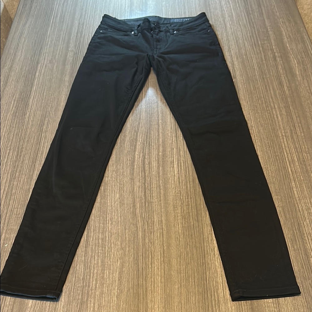 All Saints Black Skinny Jeans Sleek Minimalist Design